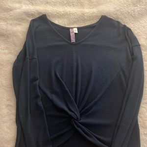 Cropped Knotted Navy Blue/Gray Cozy Shirt